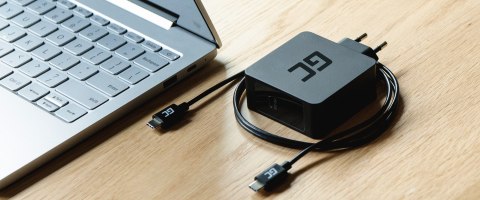 ŁADOWARKA SIECIOWA USB CHAR09 Green Cell