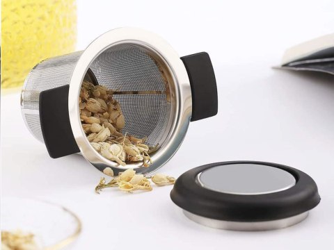 Sitko z przykrywką do kubka i podstawką