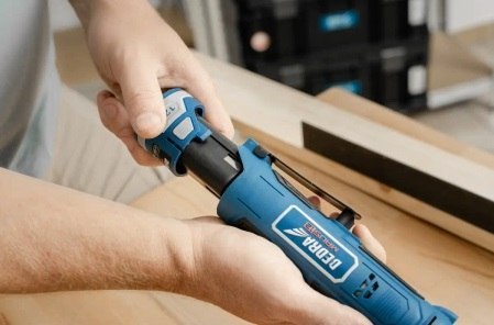 KLUCZ KĄTOWY AKUMULATOROWY 12V 3/8' 0*AH