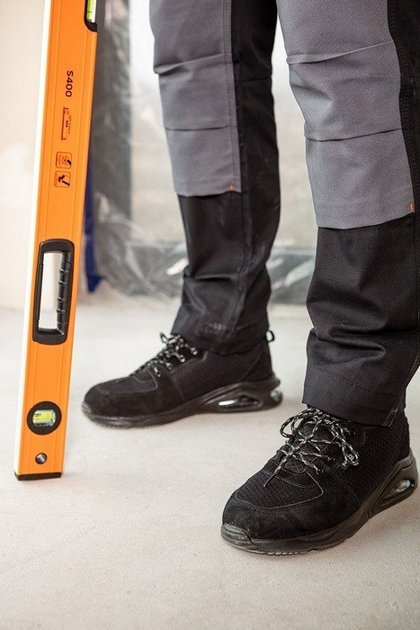 PÓŁBUTY ZAWODOWE O1 SR NEO AIR CZARNE ROZMIAR 43