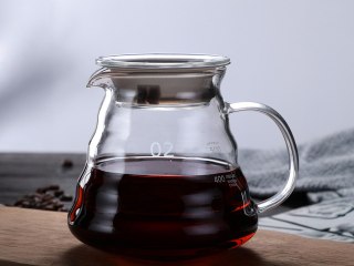 Dzbanek z dripperem do parzenia kawy