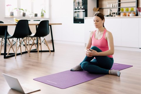Mata gimnastyczna do ćwiczeń joga, pilates, fitness, 183x61cm, grubość 1cm, materiał NBR, fioletowa, REBEL ACTIVE Mata gimnastyczna do ćwiczeń joga, pilates, fitness, 183x61cm, grubość 1cm, materiał NBR, fioletowa, REBEL ACTIVE