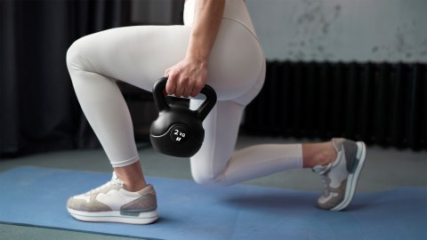 Kettlebell bitumiczny 6 kg REBEL ACTIVE Kettlebell bitumiczny 6 kg REBEL ACTIVE
