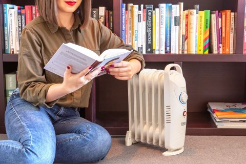 TEESA GRZEJNIK OLEJOWY 800W 7 ŻEBEREK TEESA GRZEJNIK OLEJOWY 800W 7 ŻEBEREK