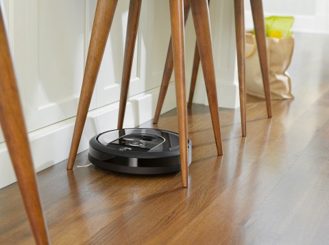 Robot sprzątający iRobot Roomba i7 (WYPRZEDAŻ) Robot sprzątający iRobot Roomba i7 (WYPRZEDAŻ)
