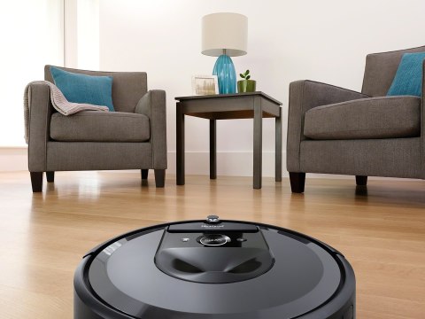Robot sprzątający iRobot Roomba i7 (WYPRZEDAŻ) Robot sprzątający iRobot Roomba i7 (WYPRZEDAŻ)