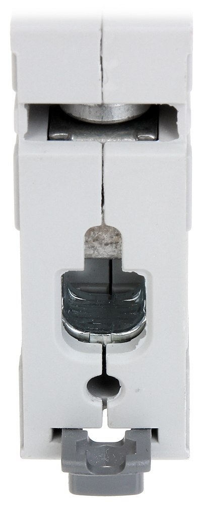 WYŁĄCZNIK NADPRĄDOWY LE-419134 JEDNOFAZOWY 10 A TYP B LEGRAND