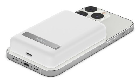 Powerbank bezprzewodowy Belkin BoostCharge Magnetic Wireless Power Bank 5K + Stand MagSafe Compatible 5000mAh 7,5W White Powerbank bezprzewodowy Belkin BoostCharge Magnetic Wireless Power Bank 5K + Stand MagSafe Compatible 5000mAh 7,5W White
