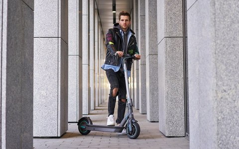 Hulajnoga elektryczna Motus Scooty 10" 2023 Hulajnoga elektryczna Motus Scooty 10" 2023
