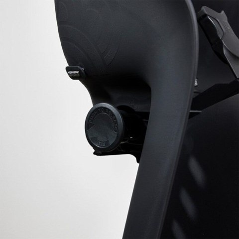 URBAN IKI Tylny fotelik na ramę U-me kolor BLACK/BLACK URBAN IKI Tylny fotelik na ramę U-me kolor BLACK/BLACK
