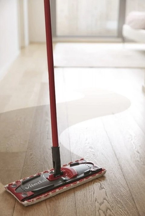 Mop i wiaderko Vileda Ultramax BOX + książka dla dzieci „Psikus złotej rybki" Mop i wiaderko Vileda Ultramax BOX + książka dla dzieci „Psikus złotej rybki"
