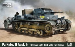 Model plastikowy pz.kpfw. ii ausf. b german light tank with fuel trailer