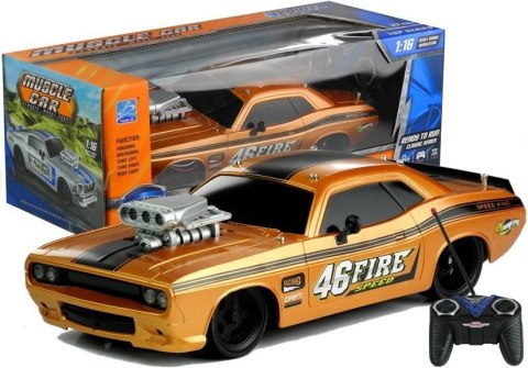 Zdalnie Sterowane Auto 1:16 R/C Pilot 27 Złote Zdalnie Sterowane Auto 1:16 R/C Pilot 27 Złote