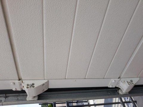 Brama garażowa segmentowa Jarmex z napędem DEA (Wymiar: 2150x3000mm) Brama garażowa segmentowa Jarmex z napędem DEA (Wymiar: 2150x3000mm)