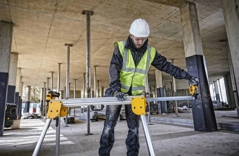 UNIWERSALNE STANOWISKO ROBOCZE 1,1-2,5M STÓŁ DO UKOŚNIC